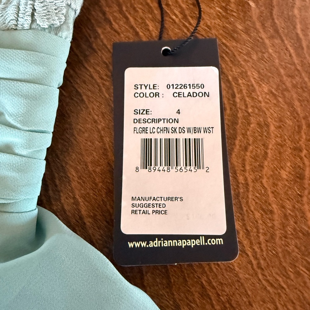 Adrianna Papell Dress, size 4, BNWT, color: celadon - Picture 3 of 3